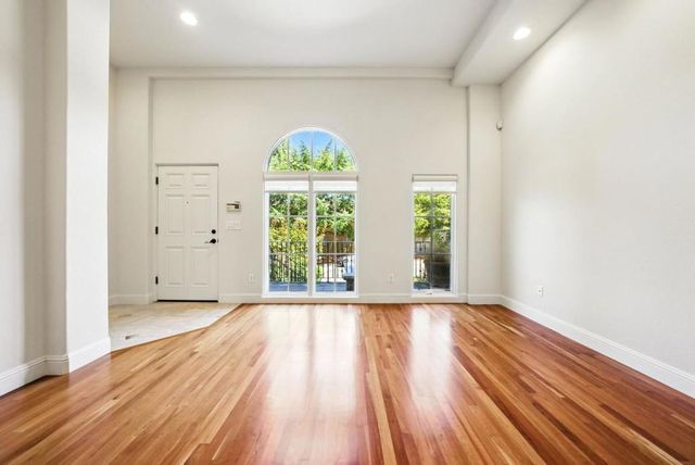 484 Gabilan Street, Los Altos, CA 94022