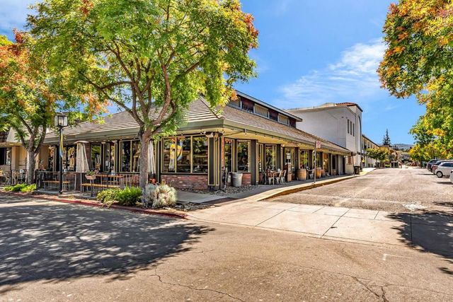 484 Gabilan Street, Los Altos, CA 94022