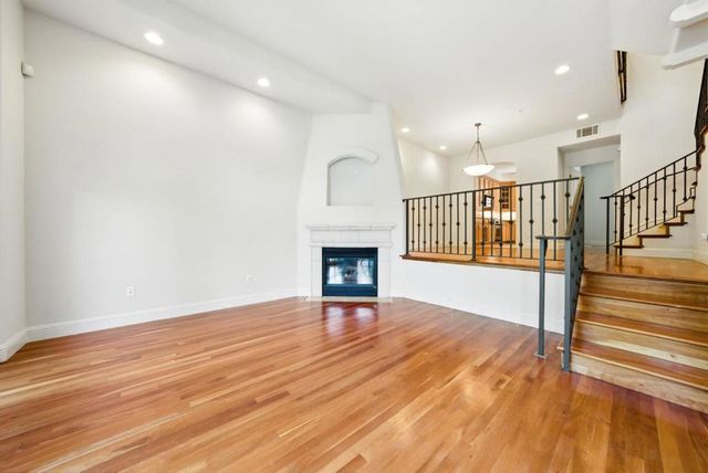 484 Gabilan Street, Los Altos, CA 94022