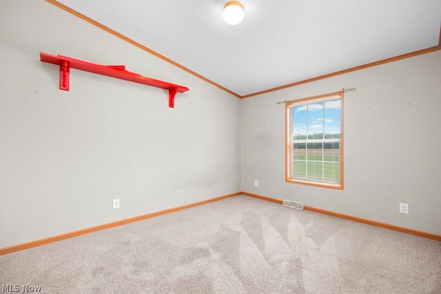 18741 West Road, Wellington, OH 44090