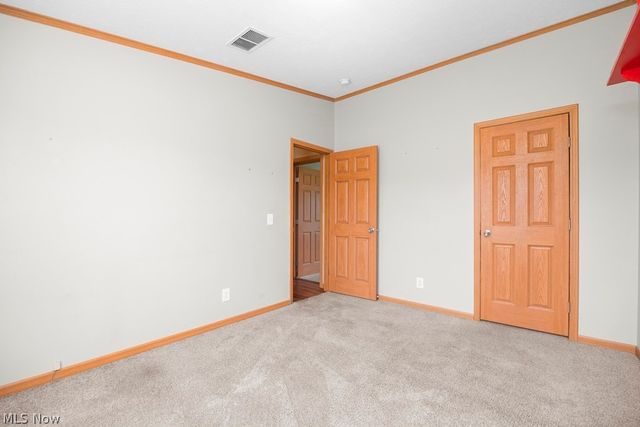 18741 West Road, Wellington, OH 44090