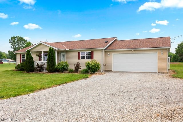 18741 West Road, Wellington, OH 44090