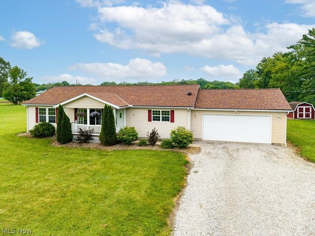 18741 West Road, Wellington, OH 44090