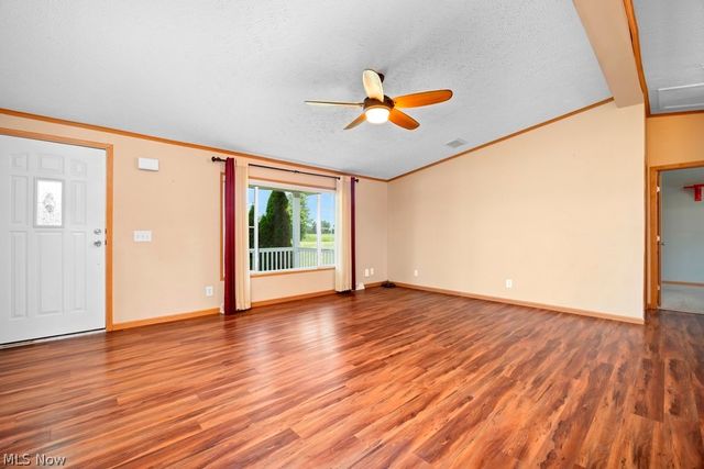18741 West Road, Wellington, OH 44090