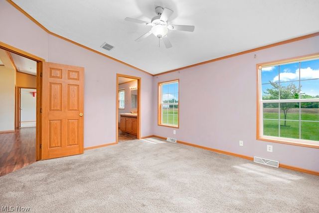 18741 West Road, Wellington, OH 44090