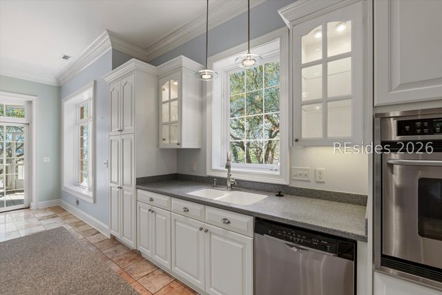370 Fripp Point Rd, St Helena Island, SC 29920