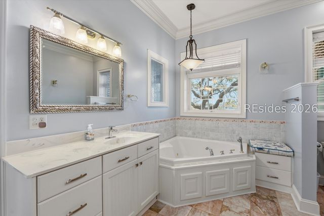 370 Fripp Point Rd, St Helena Island, SC 29920
