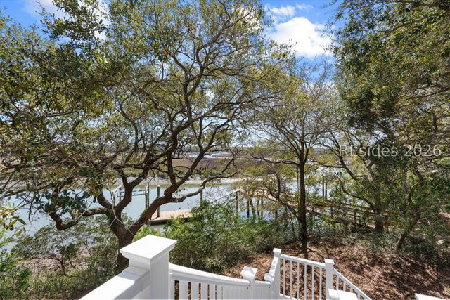 370 Fripp Point Rd, St Helena Island, SC 29920