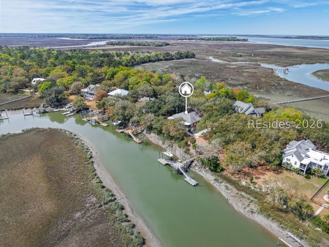 370 Fripp Point Rd, St Helena Island, SC 29920