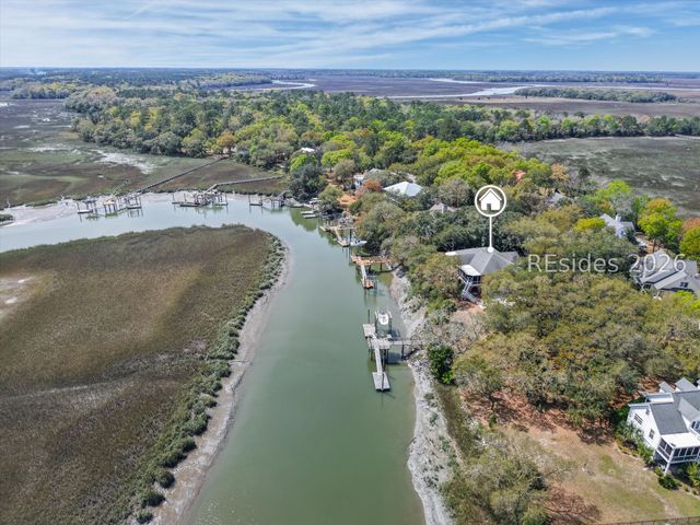 370 Fripp Point Rd, St Helena Island, SC 29920