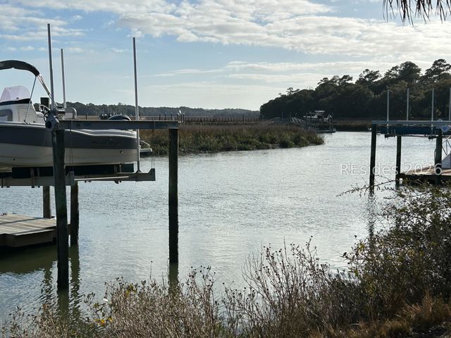 370 Fripp Point Rd, St Helena Island, SC 29920