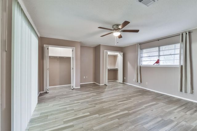 23807 Red Oak Drive, Spring, TX 77389
