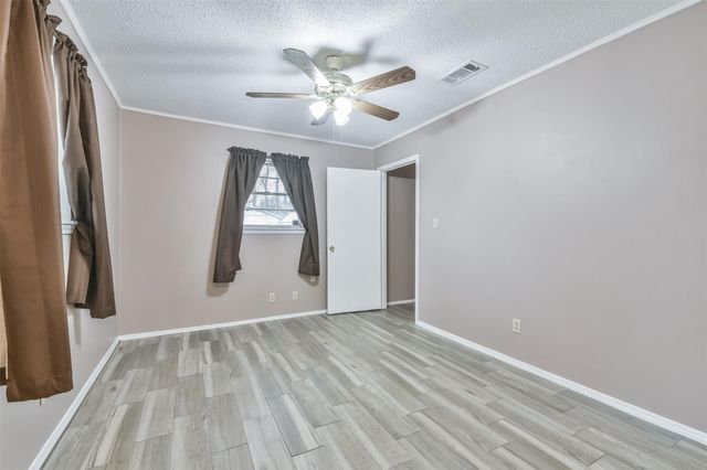 23807 Red Oak Drive, Spring, TX 77389