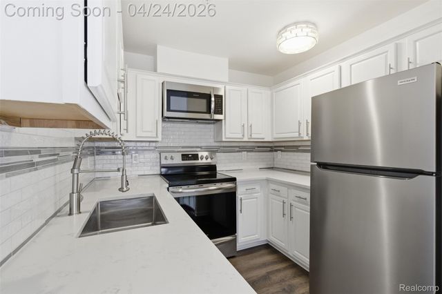1825 Campau Farms Circle Circle, Detroit, MI 48207