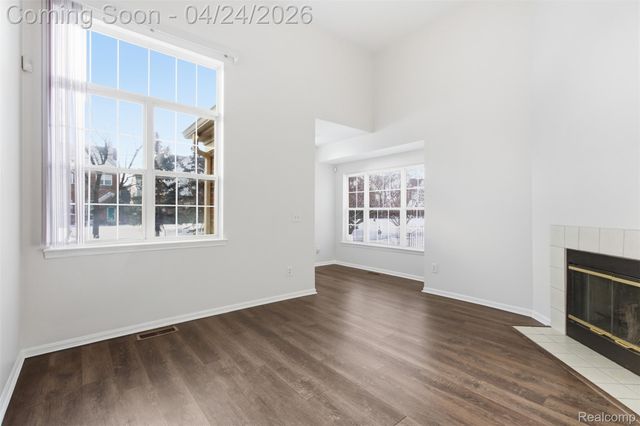 1825 Campau Farms Circle Circle, Detroit, MI 48207