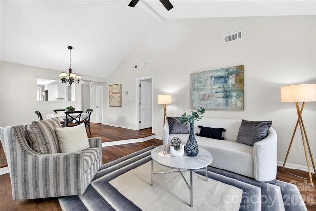 9227 N Vicksburg Park Court, Charlotte, NC 28210