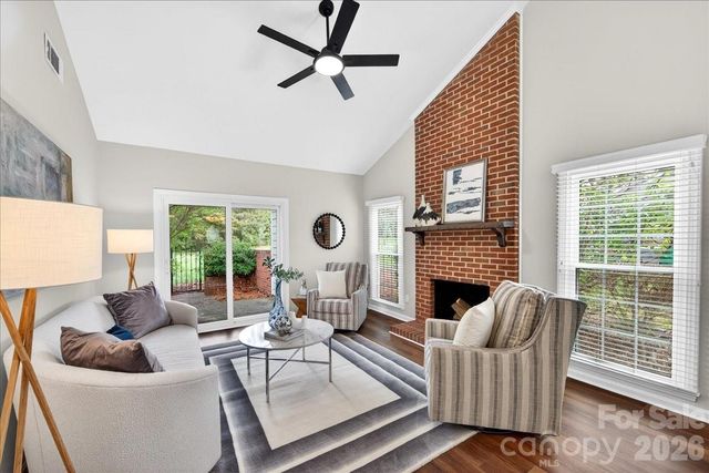 9227 N Vicksburg Park Court, Charlotte, NC 28210