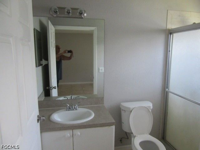 4337 Skyline BLVD, Cape Coral, FL 33914