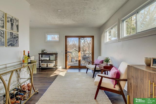 5540 Hickory Street, Omaha, NE 68106