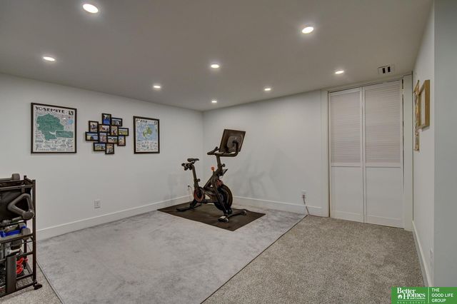 5540 Hickory Street, Omaha, NE 68106