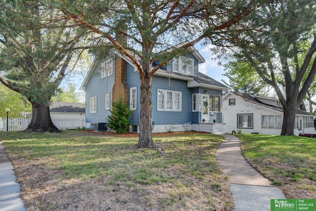 5540 Hickory Street, Omaha, NE 68106