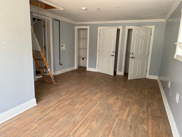 2705 W 98th Street, Evergreen Park, IL 60805