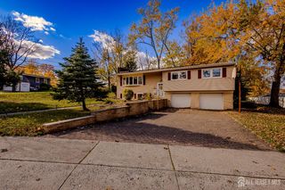 1 Hallo Street, Edison, NJ 08837