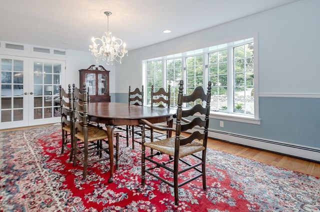 9 Hitching Post Rd, Mattapoisett, MA 02739