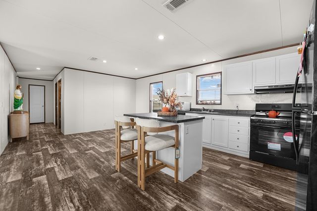 14550 W El Patinaje, Odessa, TX 79763