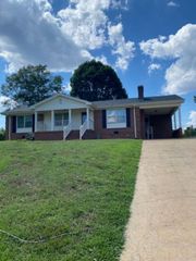 147 Dover Road, Spartanburg, SC 29301