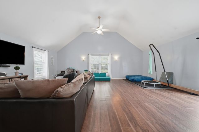 6 Greystone Terrace, Hooksett, NH 03106