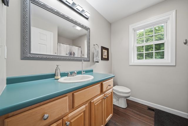 6 Greystone Terrace, Hooksett, NH 03106