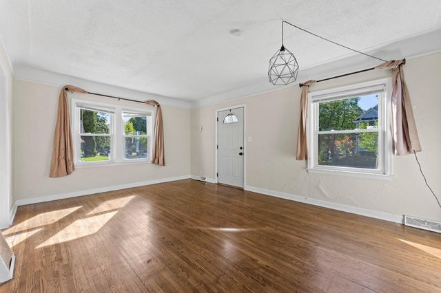 3500 Morgan Avenue N, Minneapolis, MN 55412