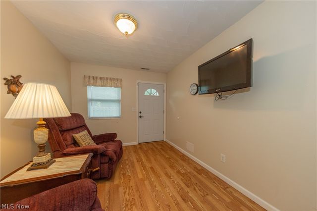 24656 Chardon Road, Richmond Heights, OH 44143