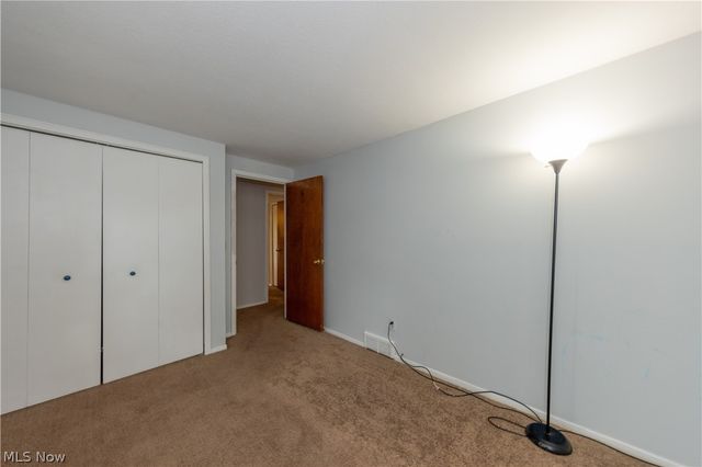 24656 Chardon Road, Richmond Heights, OH 44143
