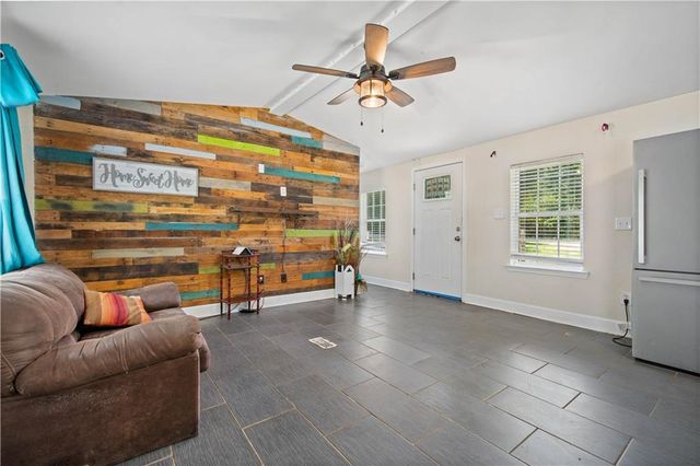 9671 Countryview Drive S, Wilmer, AL 36587