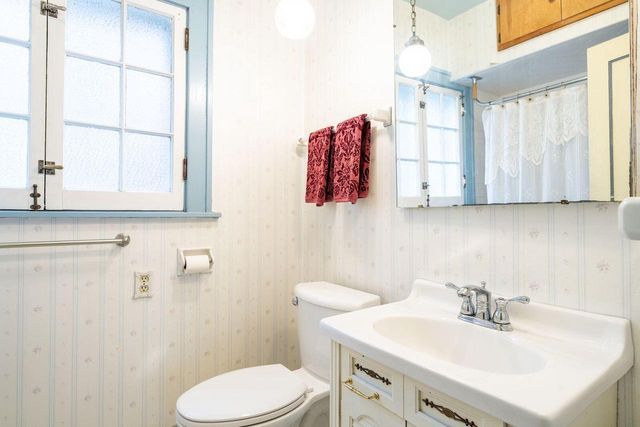 6816 Cedar STREET, Wauwatosa, WI 53213