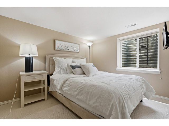 581 Flying Jib Ct, Lafayette, CO 80026