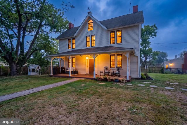 13 HOPKINS ST, Glen Burnie, MD 21061