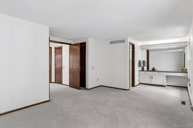 2763 W Long Drive B, Littleton, CO 80120