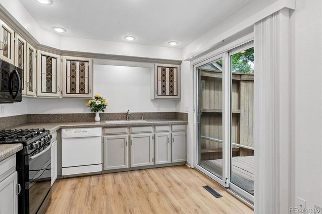 2763 W Long Drive B, Littleton, CO 80120