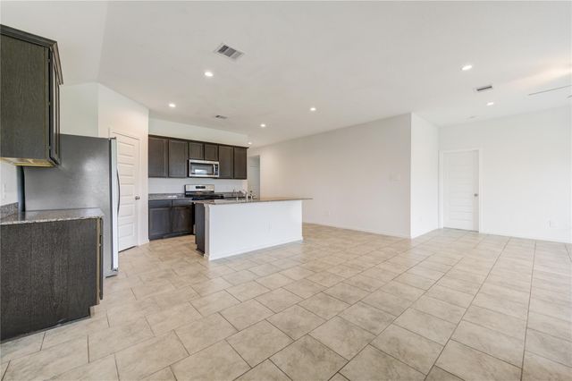 7547 Cattle Walker Court, Rosharon, TX 77583
