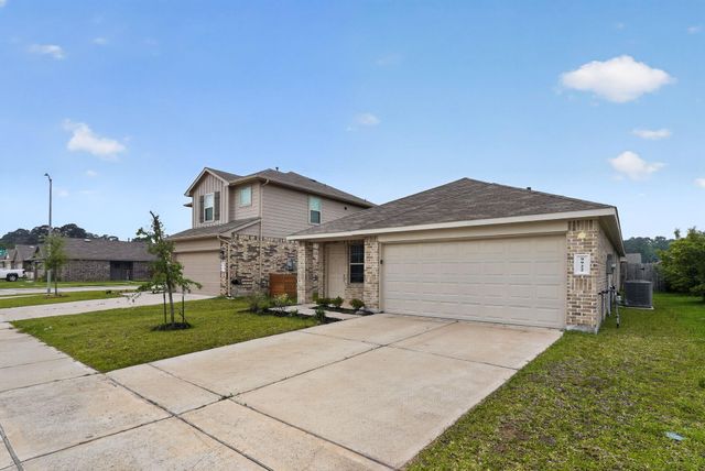 9922 Glenbrook Lane, Magnolia, TX 77354
