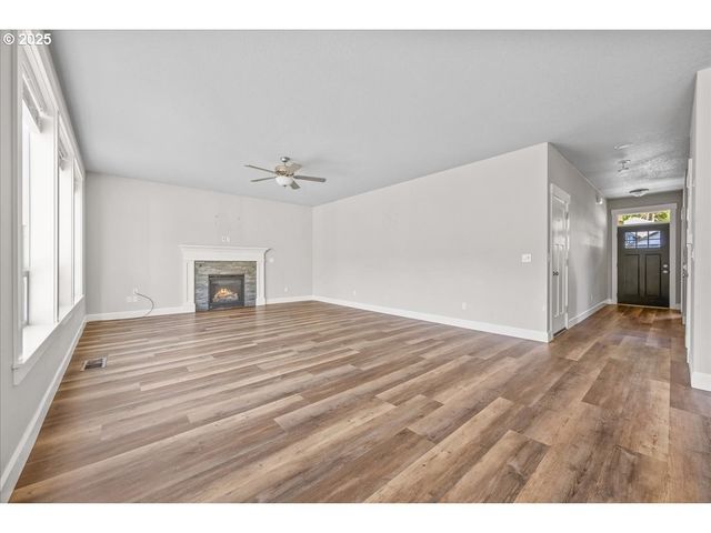 1375 Ne CASCADIA RIDGE Dr, Estacada, OR 97023