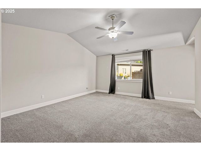 1375 Ne CASCADIA RIDGE Dr, Estacada, OR 97023