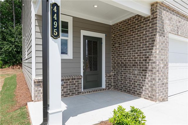 316 Cavalier SE Lane, Acworth, GA 30102