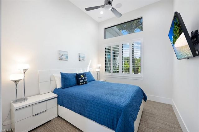 5216 SW 20th AVE, Cape Coral, FL 33914