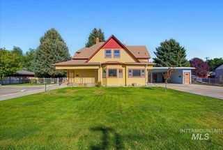 1803 S 10th Ave, Caldwell, ID 83605