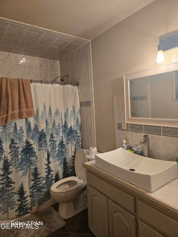 8520 Wingo Way, El Paso, TX 79907