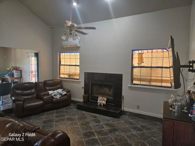 8520 Wingo Way, El Paso, TX 79907